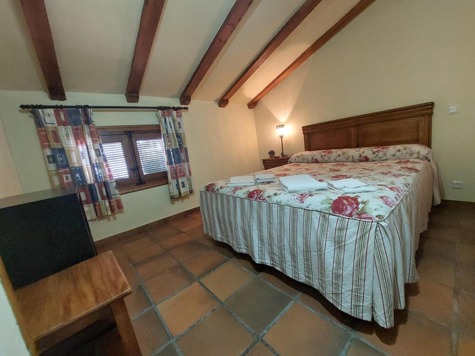 Hostal Restaurante Villa De Sepúlveda Buitenkant foto