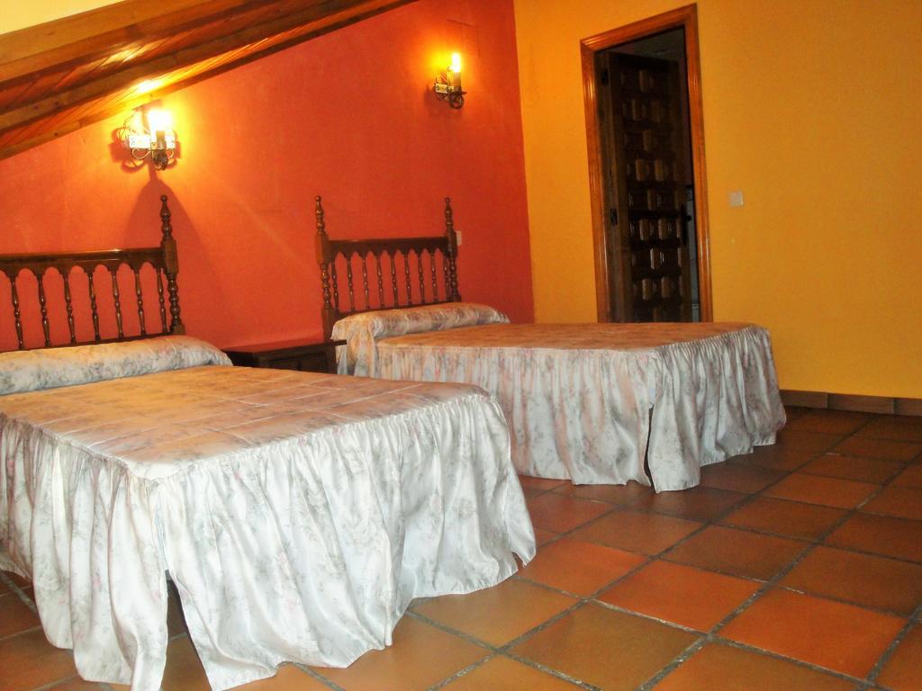 Hostal Restaurante Villa De Sepúlveda Kamer foto