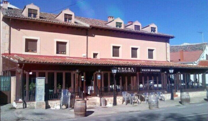 Hostal Restaurante Villa De Sepúlveda Buitenkant foto